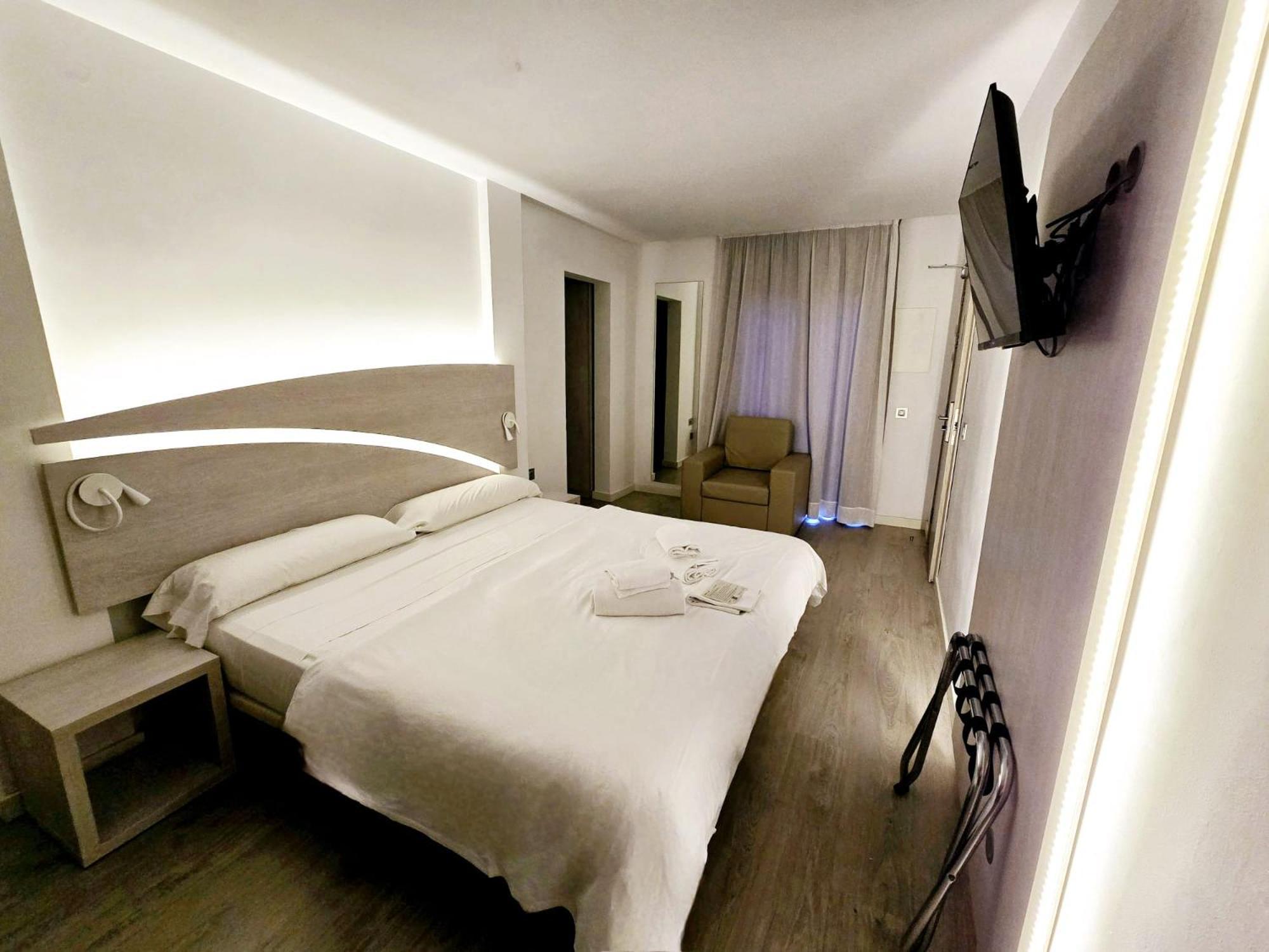 Llaut Boutique Hotel (Adults Only) Кан-Пікафорт Номер фото